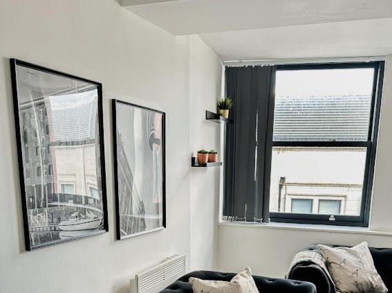 Mathew Street 1 Bed Apt Sleeps 6 リヴァプール エクステリア 写真